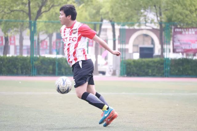 爱德华兹51分森林狼逆转奇才 火箭轻取魔术