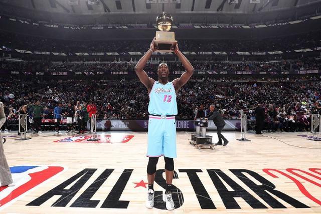 第215期亚洲字母哥？他已比易建联更强！