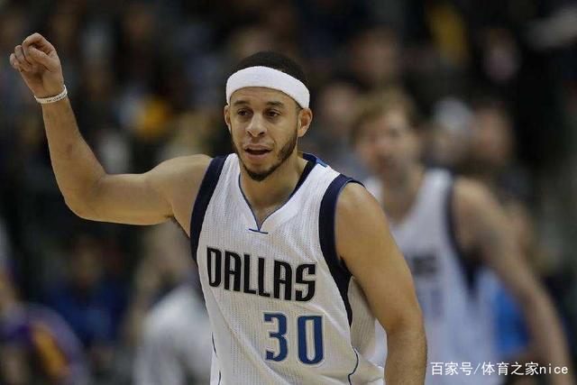 詹姆斯25+8浓眉20+14丁威迪首秀 湖人大胜活塞